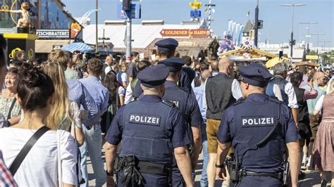 fick auf dem oktoberfest|Oktoberfest: Zwei sexuelle Übergriffe auf Frauen .